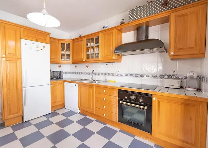 3 Bedroom In El Duque *