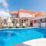 3 Bedroom In El Duque *